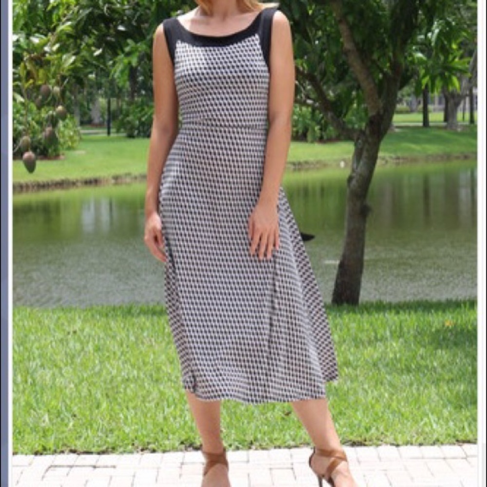 Women’s sleeveless dress